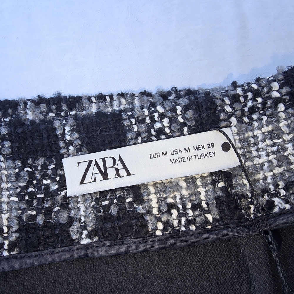Zara Black White Tweed Plaid Mini Skirt | Classic Check Pattern - Picture 6 of 7
